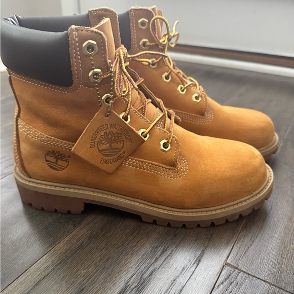 Timberland Classic Wheat Boots - Picture 3 of 4